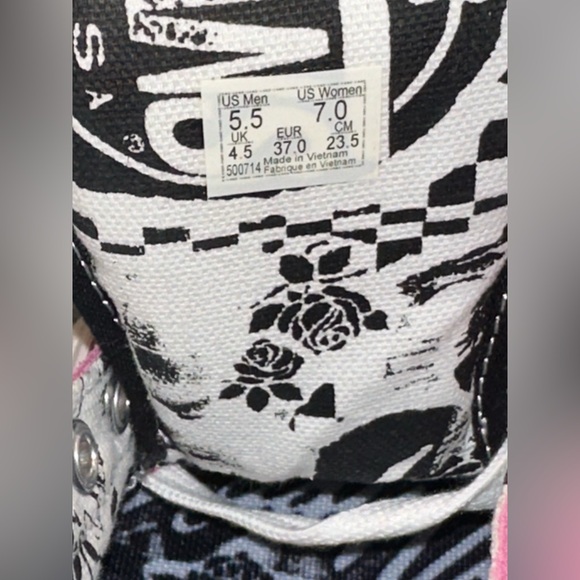 Vans Pink and Black Suede Ultra Cush Shoes - brand new without box - Picture 7 of 7